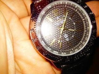 デイデイト式の時計